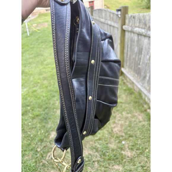 Vintage Coach Black Leather Pleated Hobo Bag with Brass Hardware Style 11547 - Picture 7 of 13
